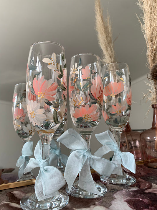 Flûtes à champagne peintes à la main, verre personnalisée mariage, demoiselle d'honneur cadeaux invités mariage décoration mariage