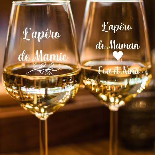 verre personnalisé, verre à vin personnalisé, texte de votre choix, cadeau fête des pères, papi, mamie maman personnalisation gravure